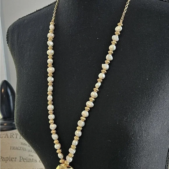 NWT Talbots Seashell Necklace - Picture 8 of 11